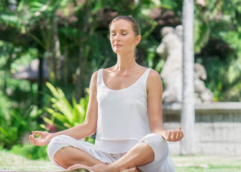 Jak zacząć medytować? – czyli poradnik dla początkujących