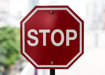 Jak wyznaczać granice w relacjach? Krótka lekcja asertywności