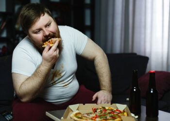 Polacy walczą z otyłością – w jaki sposób zacząć wracać do formy?